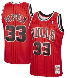 Men's Chicago Bulls Scottie Pippen Mitchell & Ness Hardwood Classics Reload 2.0 Swingman Jersey - Red